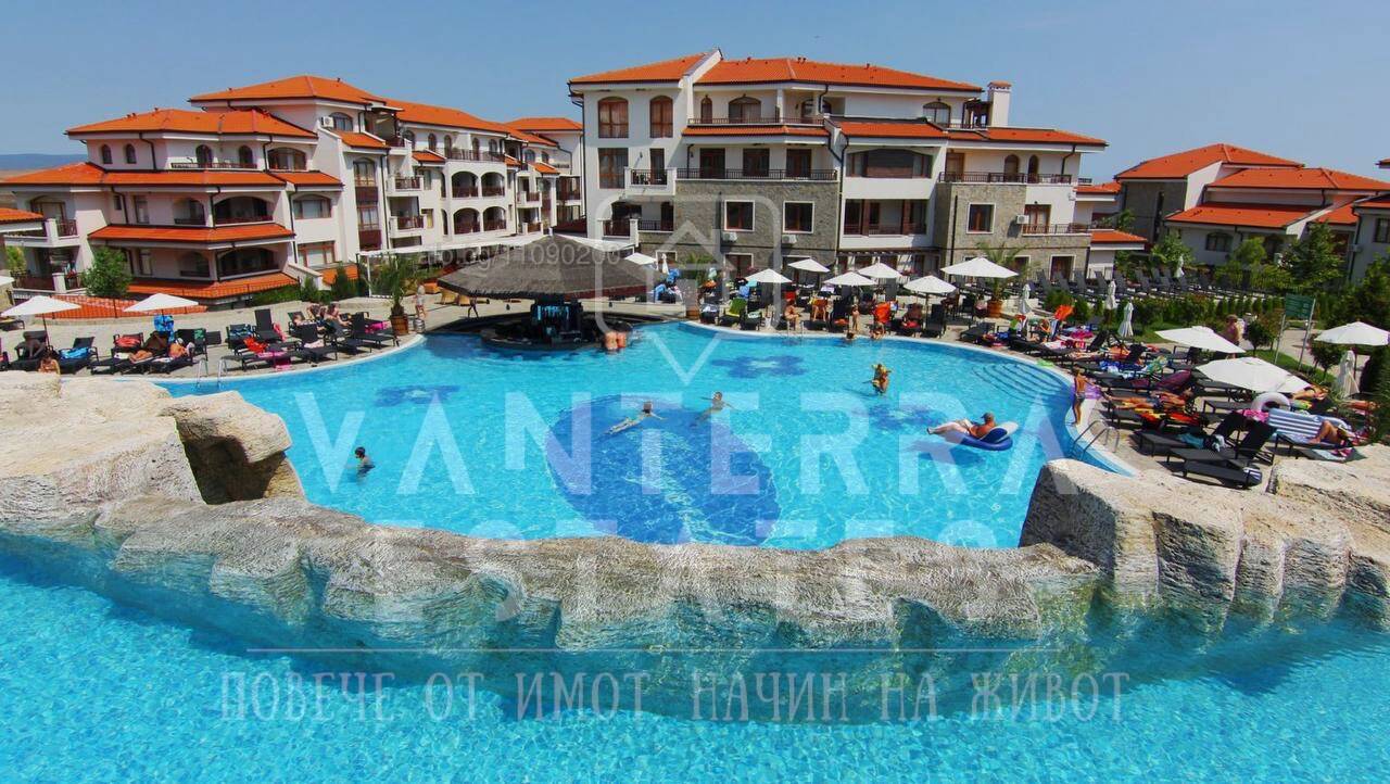 Двустаен апартамент във Vineyards Resort, Ахелой Двустаен апартамент